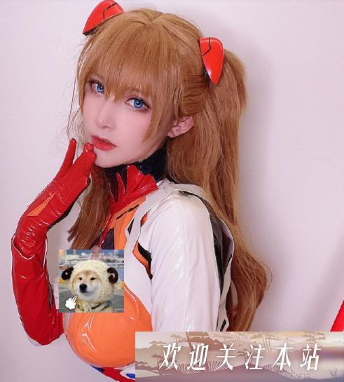 魔王崛起：从炉石主播到二次元COS界的传奇