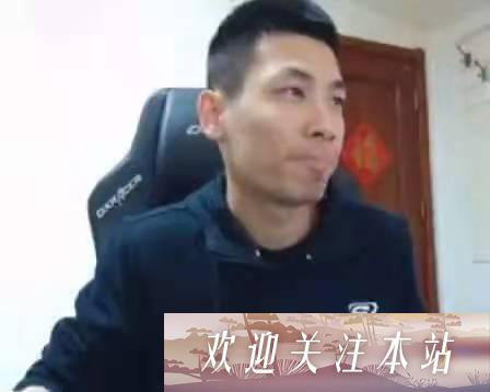 好几十万说扔就扔？旭旭宝宝碎掉4件改8装备却一点也不心疼：没什么感觉