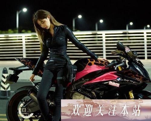 《痞幼素颜挑战：真实魅力赢得粉丝赞誉》