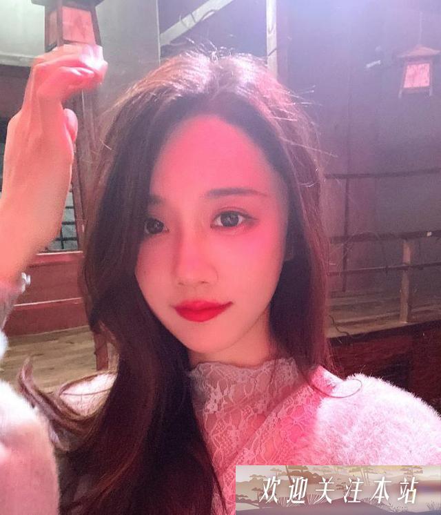 轩子巨兔与虎牙的法律博弈：直播之路的风波与转型