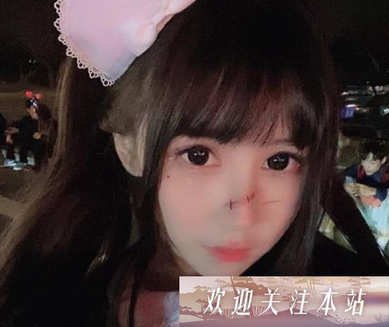 蔡萝莉：神秘面纱下的网络名人魅力与争议