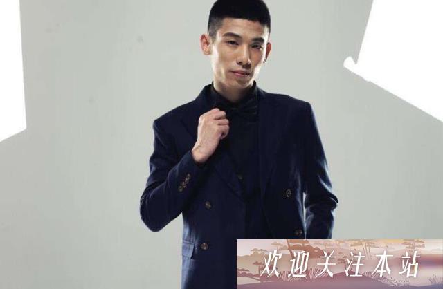 旭旭宝宝直播热度不减，氪金争议引发讨论