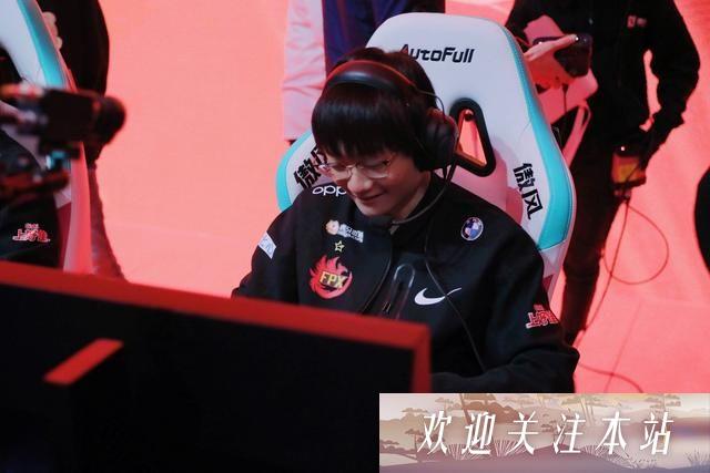 Tian休息阶段，FPX新阵容能否突破重围？