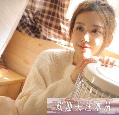 《电竞女神Rita：她与粉丝的共同热爱》