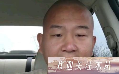 网络名人：从草根到明星的畸形之路