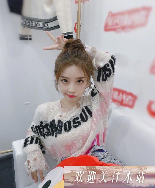 冯提莫：从主播到歌手的华丽转身