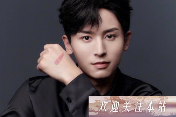 张哲瀚事件引发抵制，赵薇遭再度关注