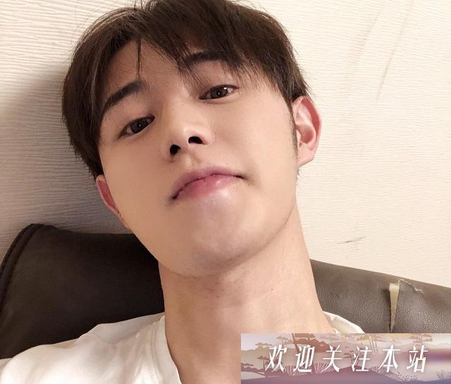 童锦成与耀阳：主播相似性引发热议