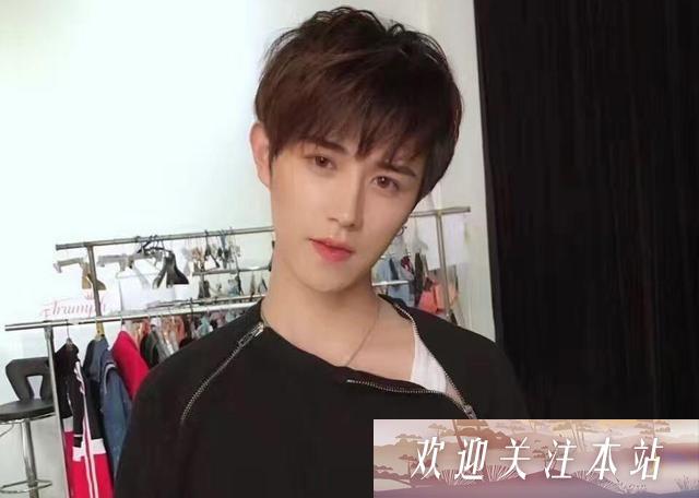 《户外主播童锦成：江南第一深情新星的崛起》