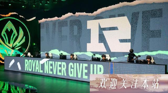 LPL夏季赛：四强争夺冒泡赛名额，谁将晋级世界赛？